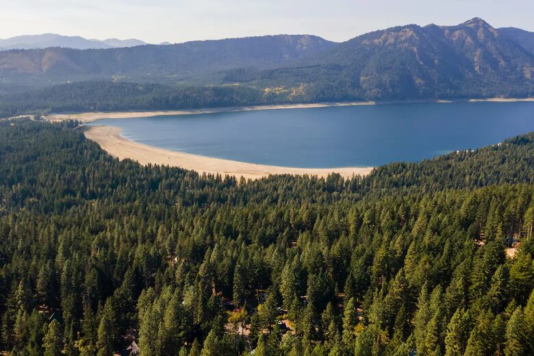 Hawkeye’s Cabin - Ronald, Washington