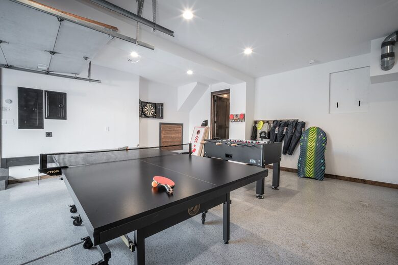 Heated game room