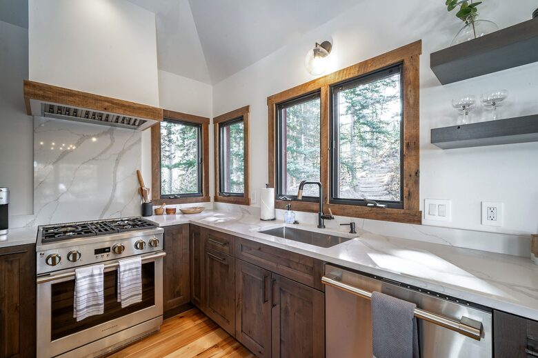 The Winterleaf Chalet | Ski In/Out - Mountain Village, Colorado