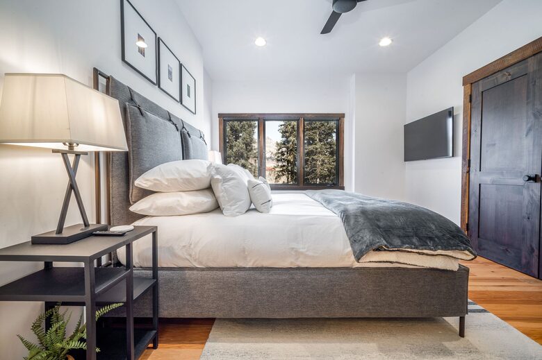 The Winterleaf Chalet | Ski In/Out - Mountain Village, Colorado