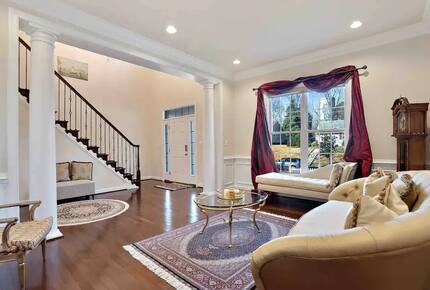 Heart of Tyson’s Corner | Luxury Home near DC - Falls Church, Virginia