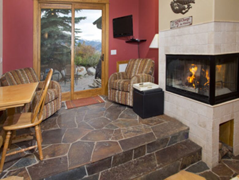 Colorado Mountain Retreat Overlooking the Vail Valley - Avon, Colorado