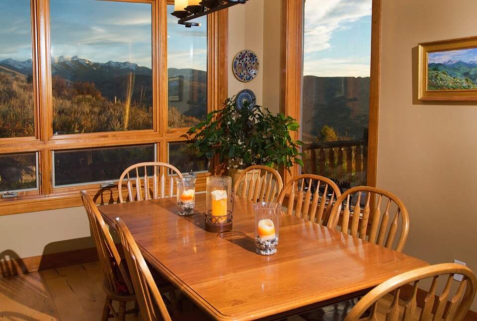 Colorado Mountain Retreat Overlooking the Vail Valley - Avon, Colorado