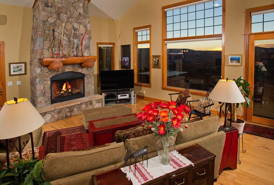 Colorado Mountain Retreat Overlooking the Vail Valley - Avon, Colorado