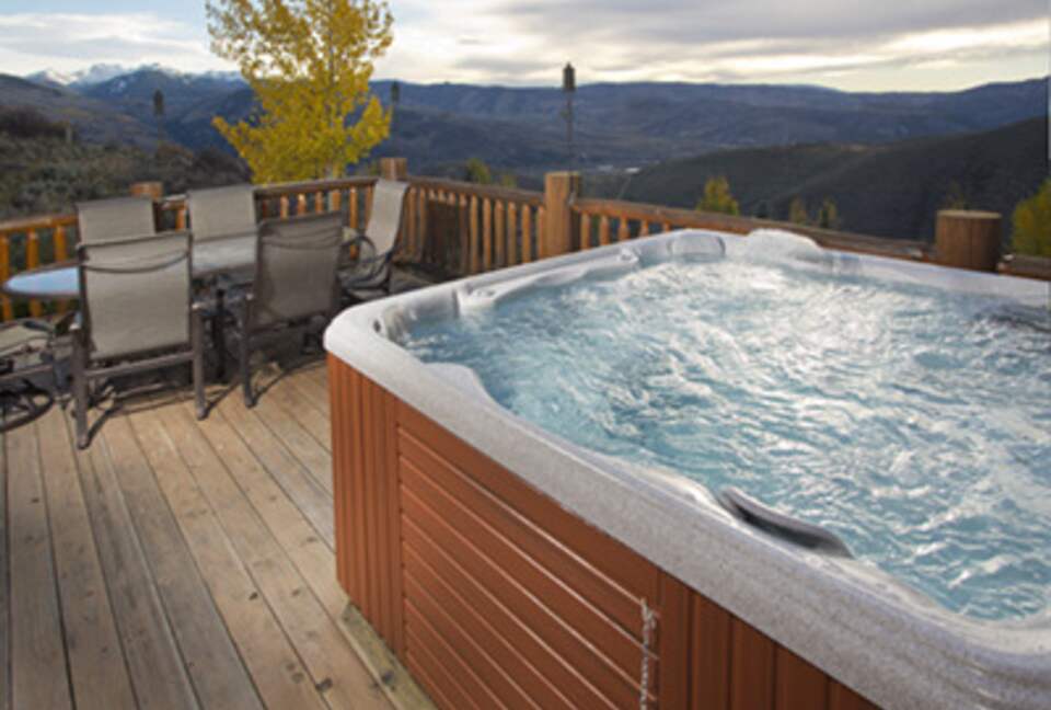 Colorado Mountain Retreat Overlooking the Vail Valley - Avon, Colorado