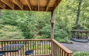 Cabin by the Creek at Hachland Hill - Joelton, Tennessee