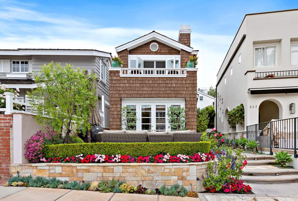 Goldenrod Villa - Corona del Mar, California