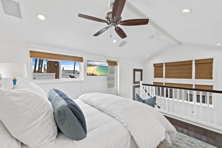 Goldenrod Villa - Corona del Mar, California