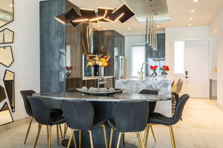 Luxury Oceanfront Penthouse - Provenenciales, Turks and Caicos Islands
