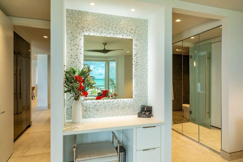 Luxury Oceanfront Penthouse - Provenenciales, Turks and Caicos Islands
