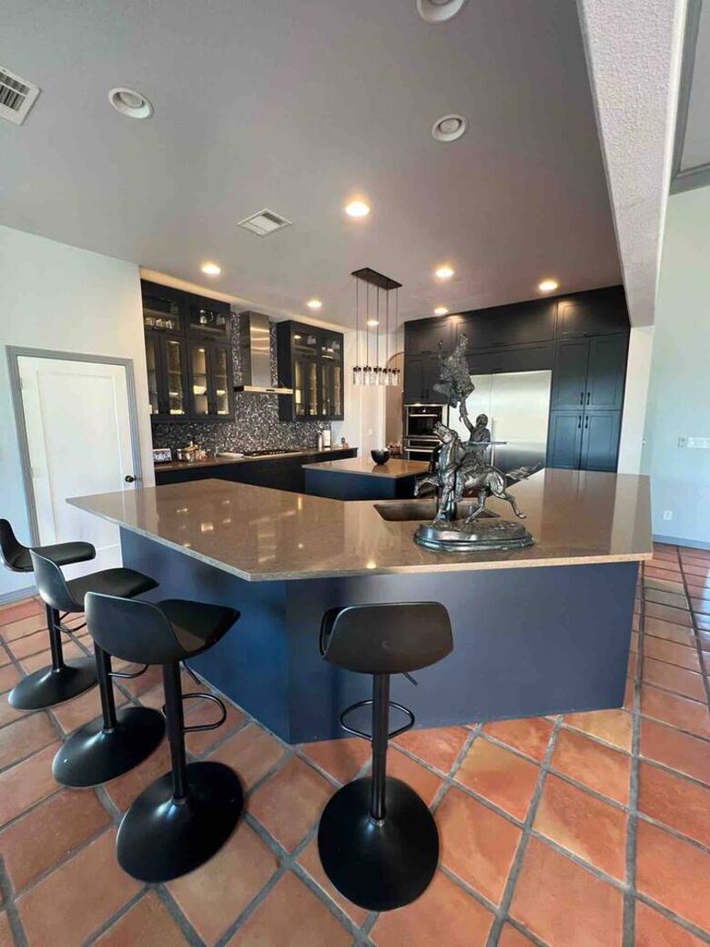 Casa T on Lake Travis in Devil's Cove - Jonestown, Texas