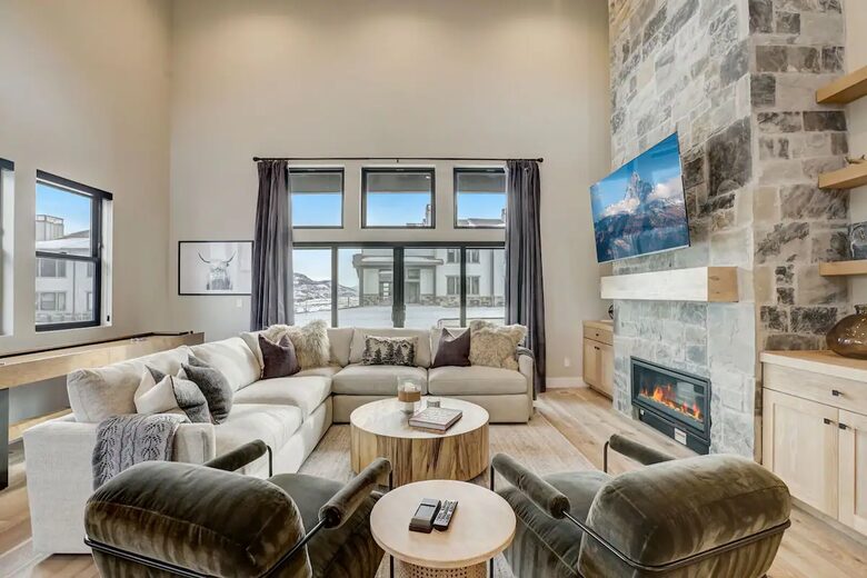 Luxury Ski and Summer Home on the Jordanelle - Heber City, Utah