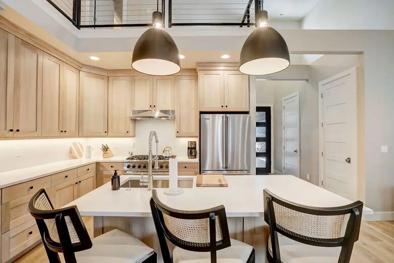 Luxury Ski and Summer Home on the Jordanelle - Heber City, Utah