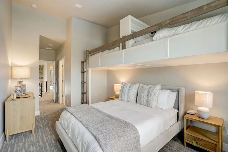 Luxury Ski and Summer Home on the Jordanelle - Heber City, Utah