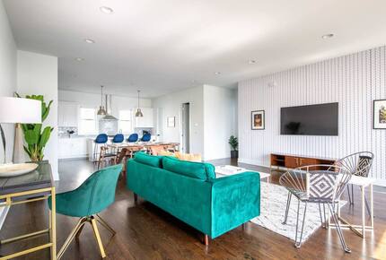 Nashville Getaway with Rooftop Deck - Nashville, Tennessee