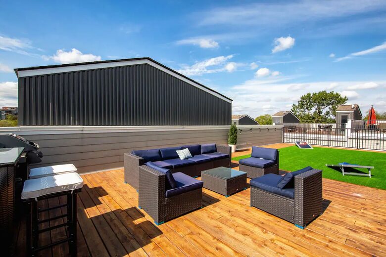 Nashville Getaway with Rooftop Deck - Nashville, Tennessee