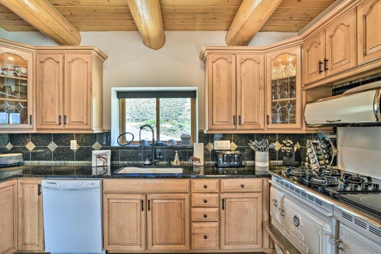 Big Mack | Luxury Twin Lakes Cabin - Twin Lakes, Colorado
