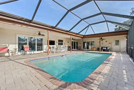 Siesta Key Canal-front Retreat - Sarasota, Florida
