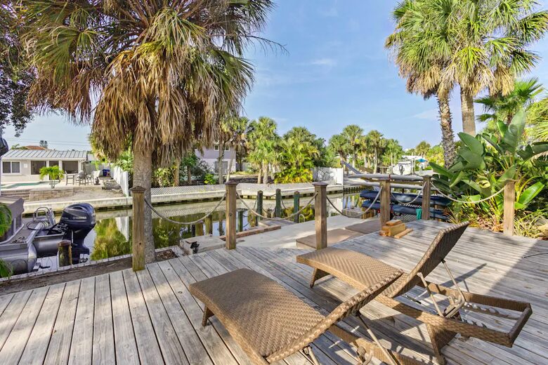 Siesta Key Canal-front Retreat - Sarasota, Florida