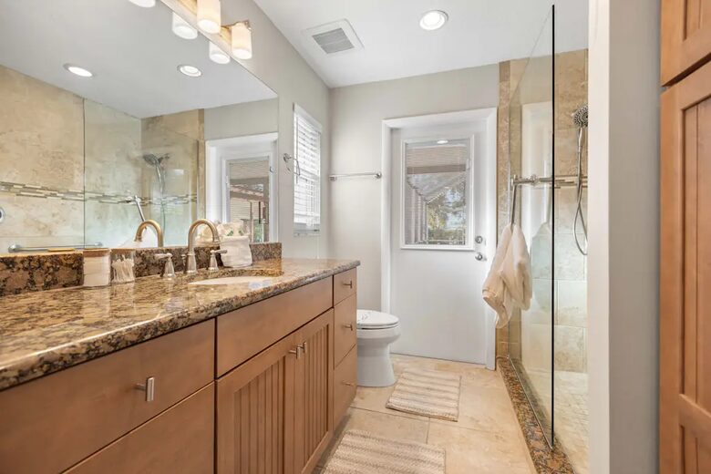 Siesta Key Canal-front Retreat - Sarasota, Florida