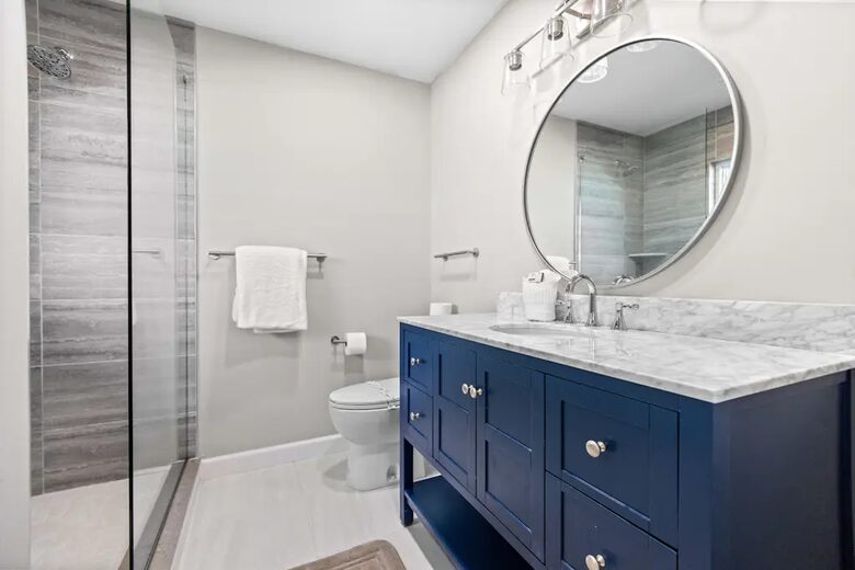 Siesta Key Canal-front Retreat - Sarasota, Florida
