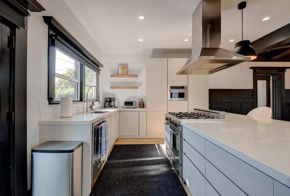 Graphite Grace | A Century-Old Craftsman Retreat - Los Angeles, California