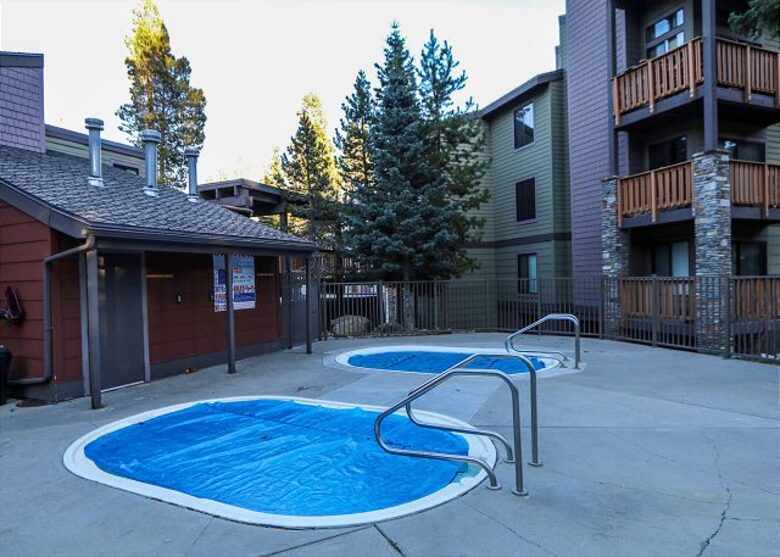 Mammoth Lakes Retreat - Mammoth Lakes, California