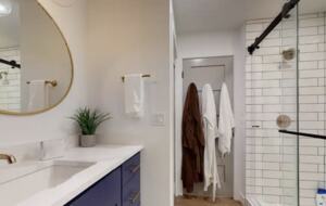 Bathroom 1 of 2