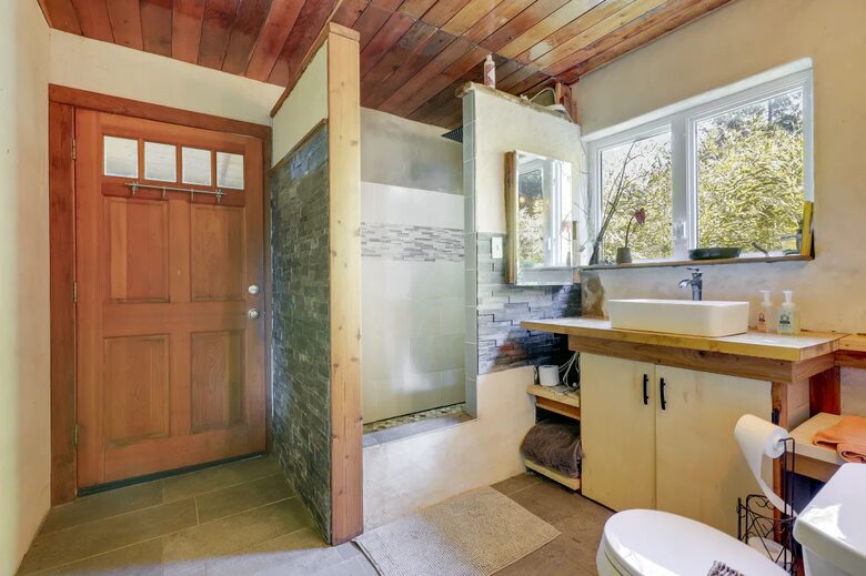 Occidental Chalet - Occidental, California
