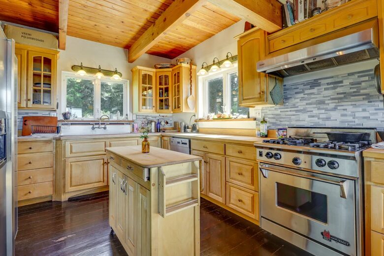 Occidental Chalet - Occidental, California