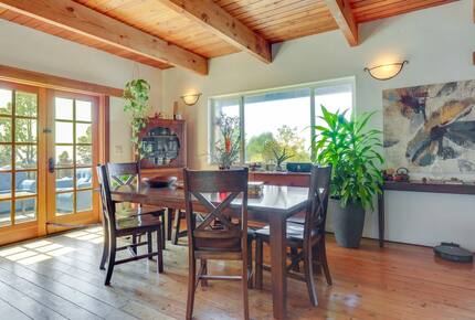 Occidental Chalet - Occidental, California