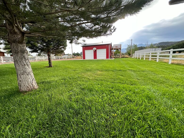 Lawn/Barn