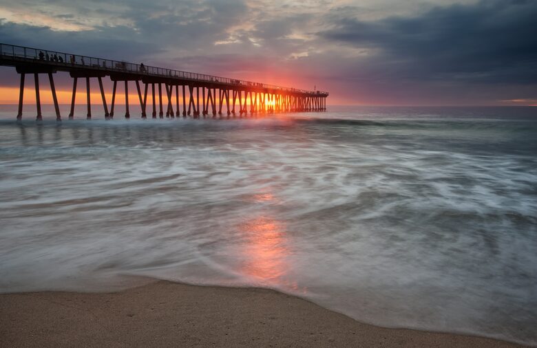 The Pool House on the Strand - Hermosa Beach, California