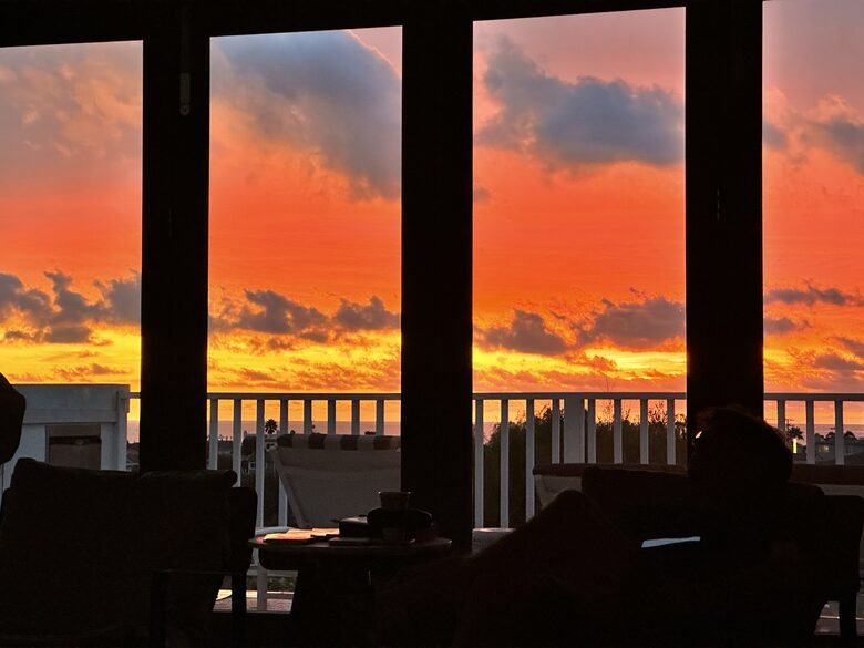 SoCal Beach House with Spectacular Views - Hermosa Beach, California