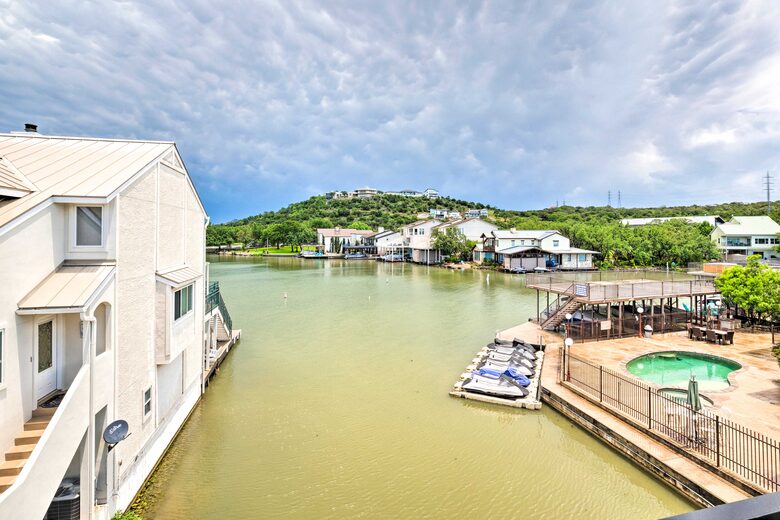 Waterfront Townhome on Lake LBJ - Horseshoe Bay, Texas