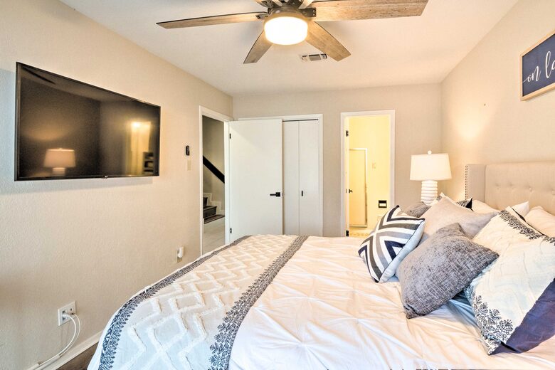 Waterfront Townhome on Lake LBJ - Horseshoe Bay, Texas