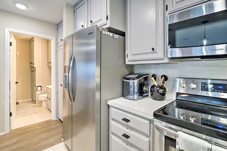 Waterfront Townhome on Lake LBJ - Horseshoe Bay, Texas