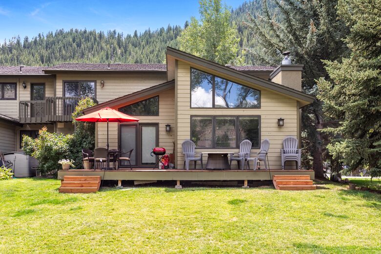 Modern 4BR Duplex | On Golf Course | Minutes to Beaver Creek + Vail - Avon, Colorado