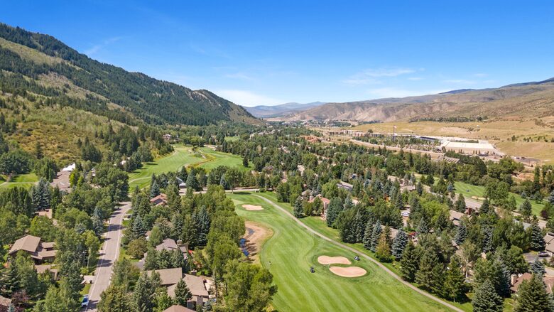 Modern 4BR Duplex | On Golf Course | Minutes to Beaver Creek + Vail - Avon, Colorado
