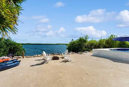 Shore Breeze Key Largo - Key Largo, Florida