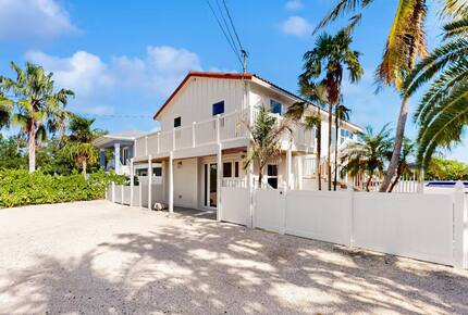 Shore Breeze Key Largo - Key Largo, Florida