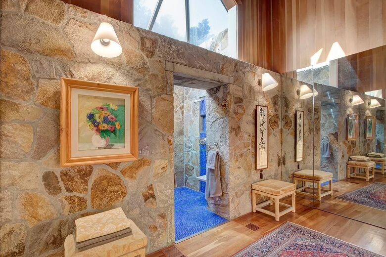 Blissful Bordeaux Bungalow - Saint Helena, California