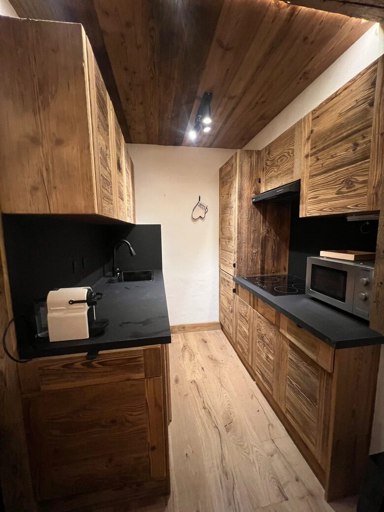 Le Regina | Old Wood brand new Alpine Apartment - Megeve, France