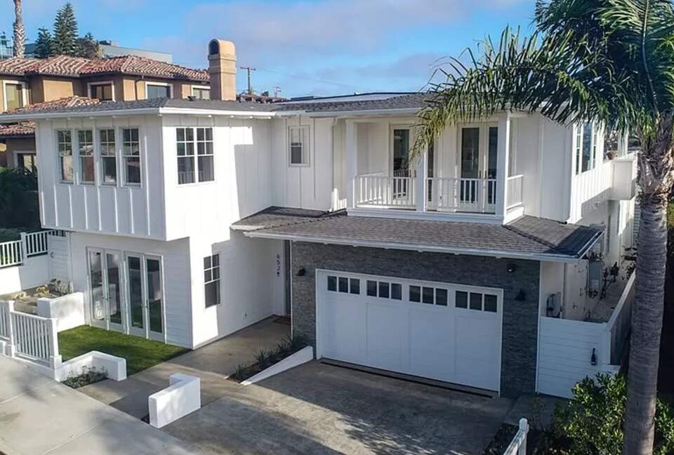 SoCal Beach House with Spectacular Views - Hermosa Beach, California