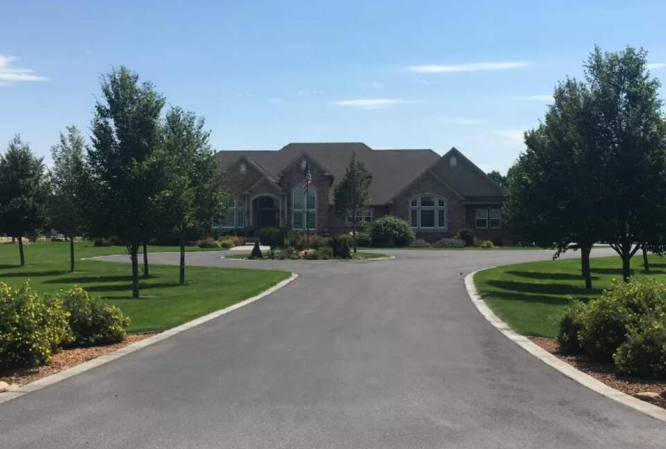 Country Estate in Idaho Falls - Idaho Falls, Idaho
