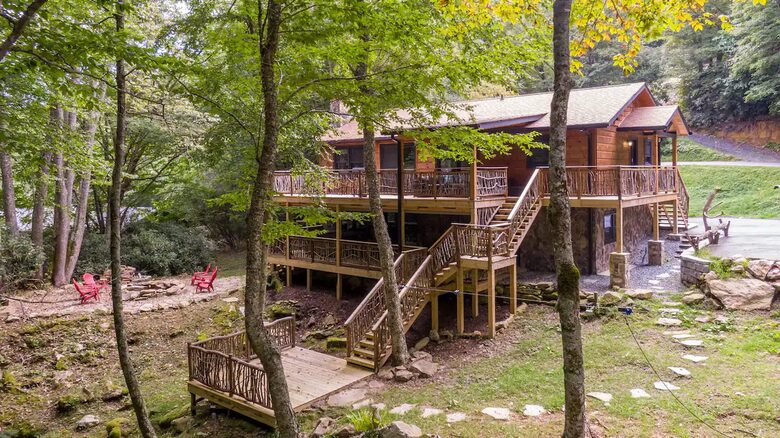 Moosey Creek Retreat - Sugar Mountain, North Carolina