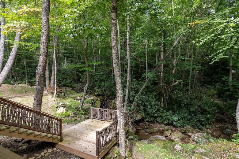 Moosey Creek Retreat - Sugar Mountain, North Carolina