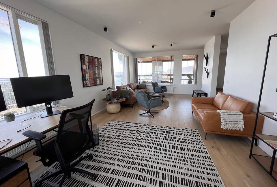 Luxurious Nordic Retreat - Reykjavík, Iceland