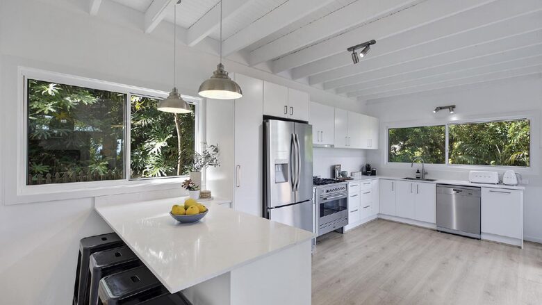 Coastal Haven Beach House - Copacabana, Australia