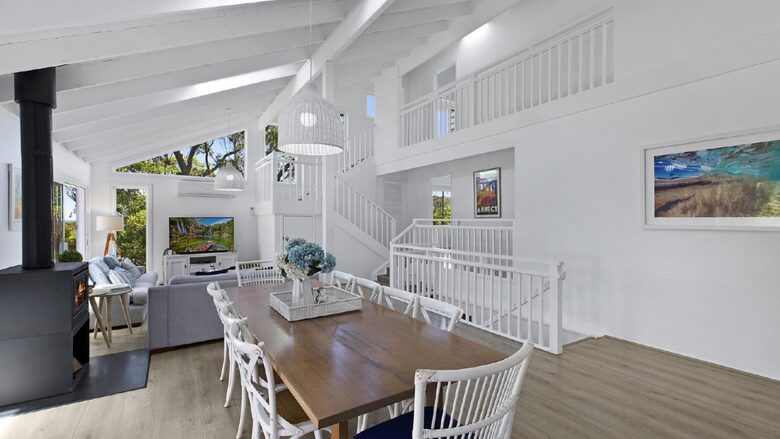 Coastal Haven Beach House - Copacabana, Australia